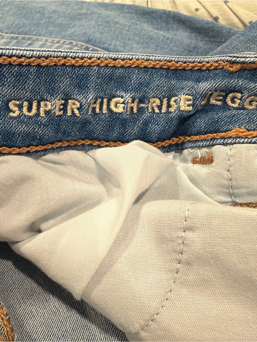 American Eagle Outfitters Super High-Rise Jeggings - Light Blue
